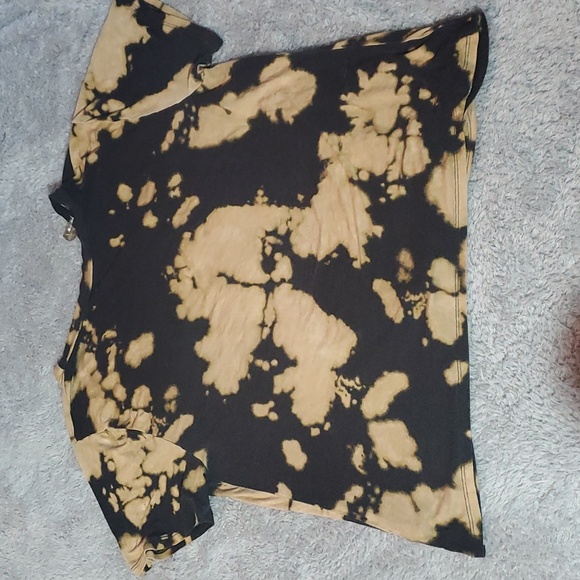 No Boundaries Tie Dye Knot Pull Over Shirt - Picture 7 of 8